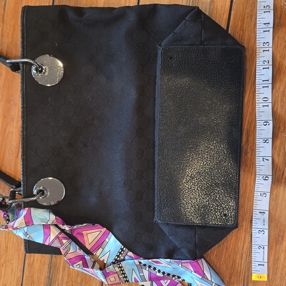 Black Gucci Date Night purse - Picture 6 of 16